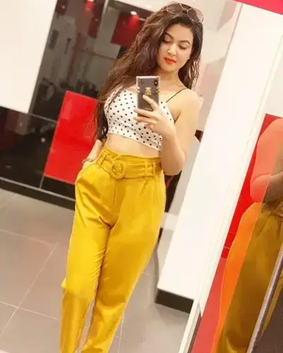 Kathalia Escort